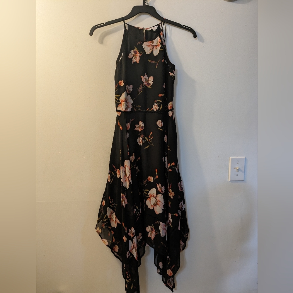 Gorgeous Handkerchief hem floral dress black and pink